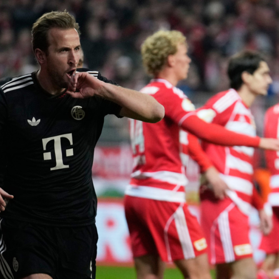 Dva autogola pogurala Bajern ka 1/4 finalu "pokala" VIDEO