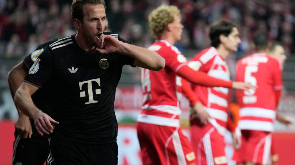 Dva autogola pogurala Bajern ka 1/4 finalu "pokala" VIDEO