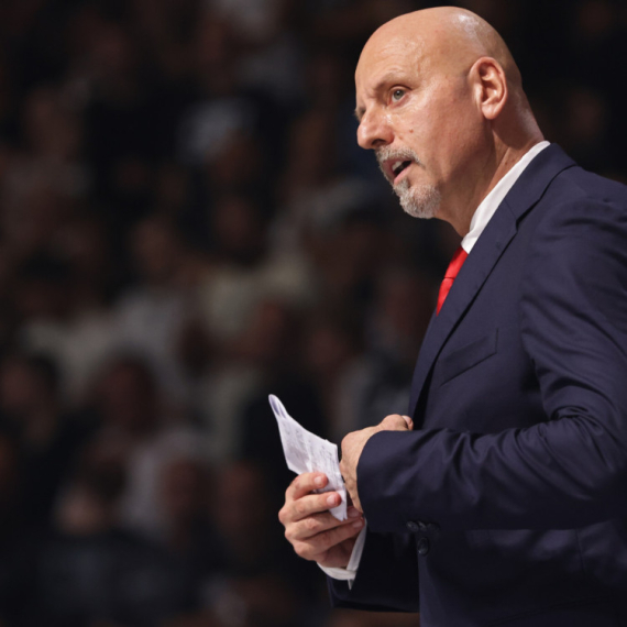 Obradović: "Ne mogu i ne treba da se bavim Bolombojem" VIDEO