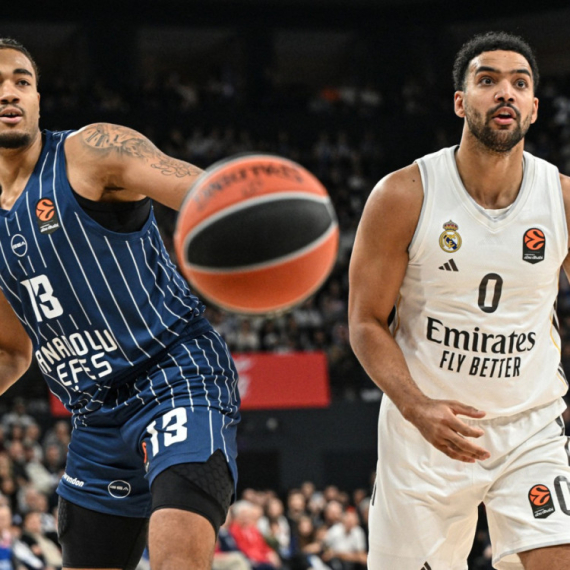 Real nadigrao Efes – Hezonja se raspucao u Istanbulu