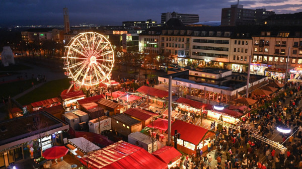 Promene na božićnom vašaru: Kakao s rumom se više ne nudi kao "Lumumba"