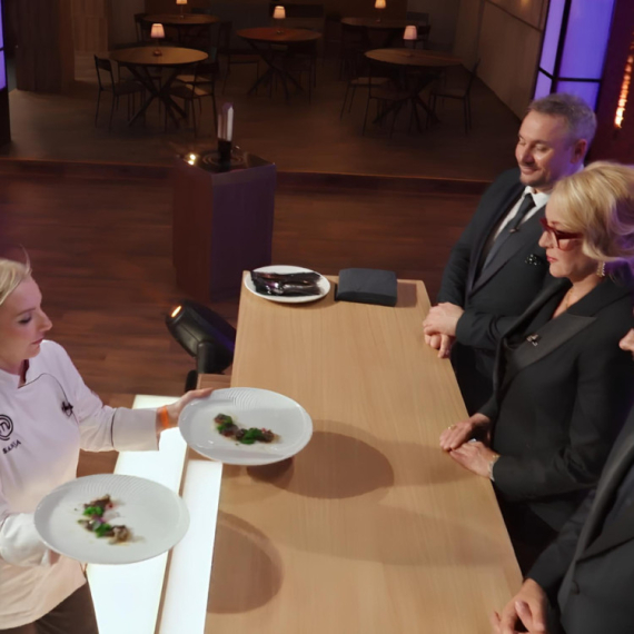 Sanja servirala remek-delo, sudije fascinirane: "Ne dišem dok nosim te tanjire"