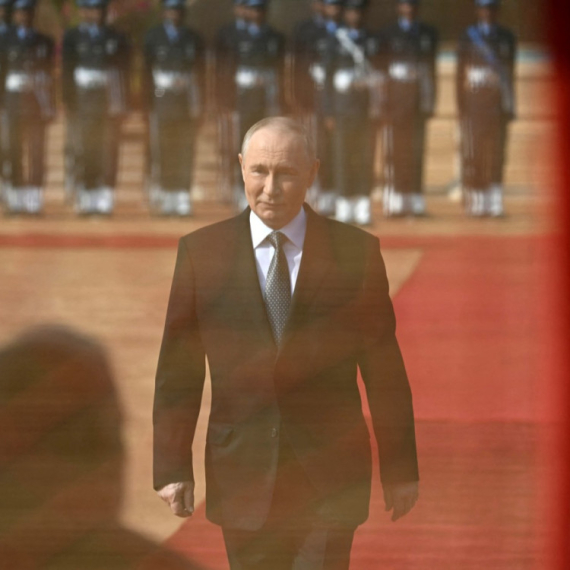 Putin stigao u predsedničku palatu u Delhiju na zvaničan doček