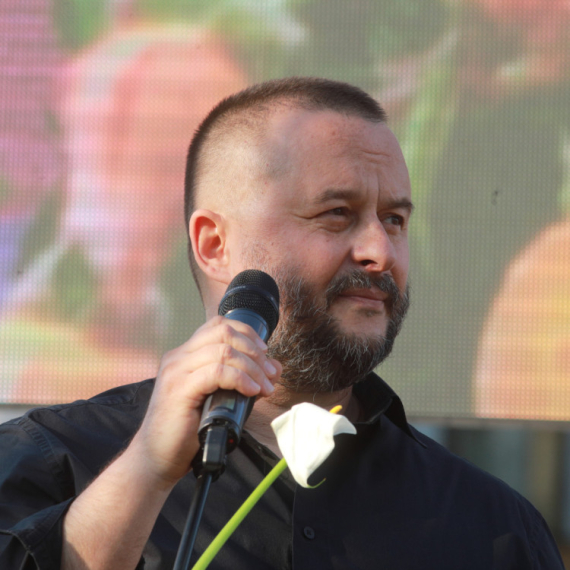 Blokaderi sami sebi neprijatelji: Ivanović protiv Georgieva, Filipović protiv "studenata", tu je i Ponoš