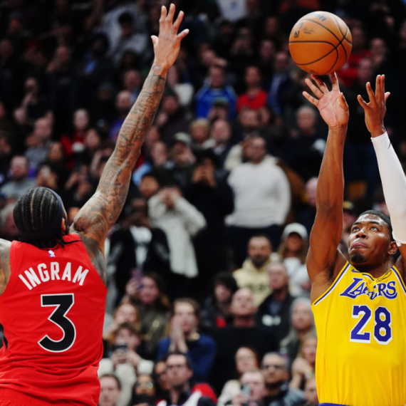 Dončić odsutan, Lebron se pojavio kad je najbitnije – poraz Rajakovića uz zvuk sirene VIDEO