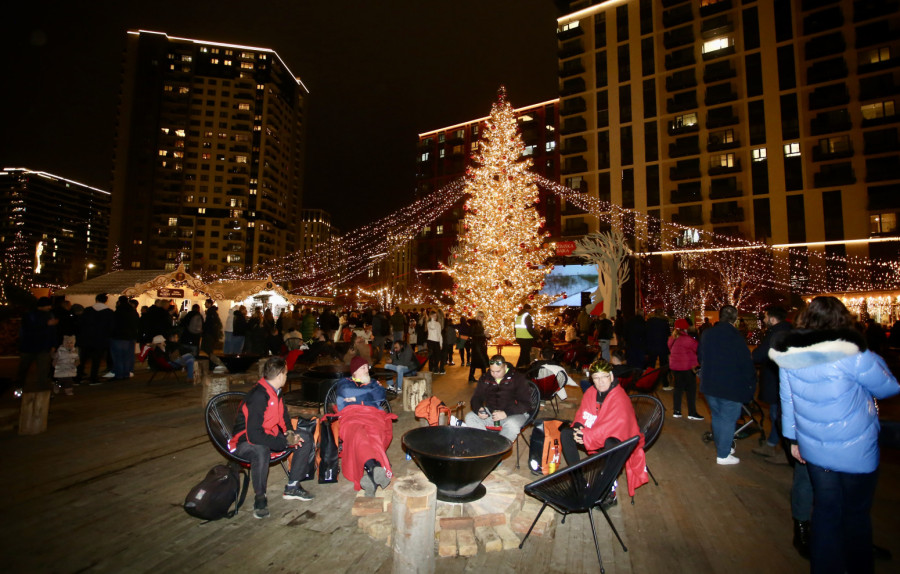 Savski park pretvoren u mali praznični grad FOTO