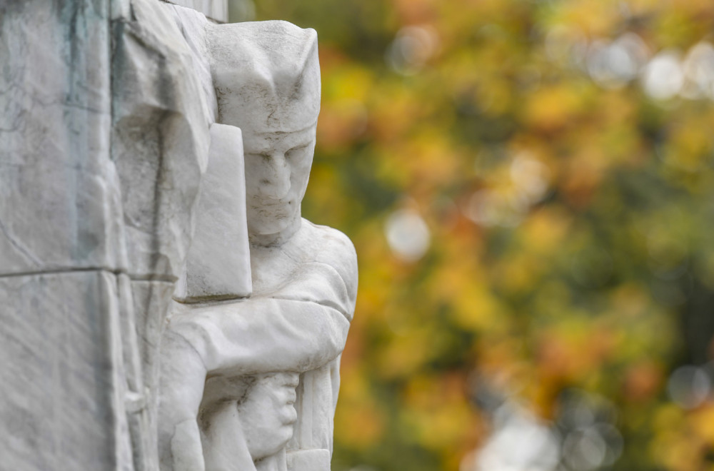 Na Novom groblju obeležen 4. decembar ― Dan vojnih veterana VIDEO