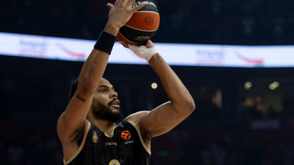 Samo jedan igrač bolji od Dvejna Vašingtona