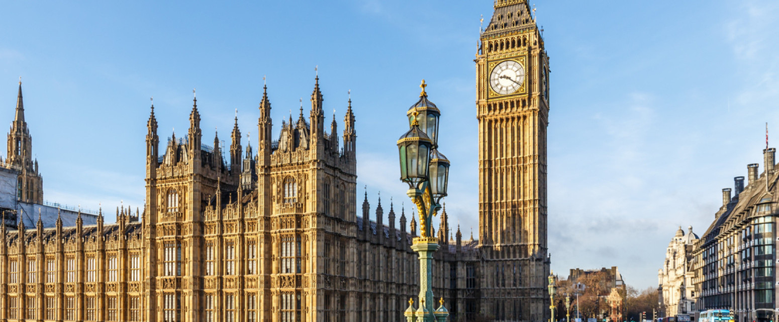 Londonska kula zatvorena: Uništena vitrina sa državnom krunom VIDEO