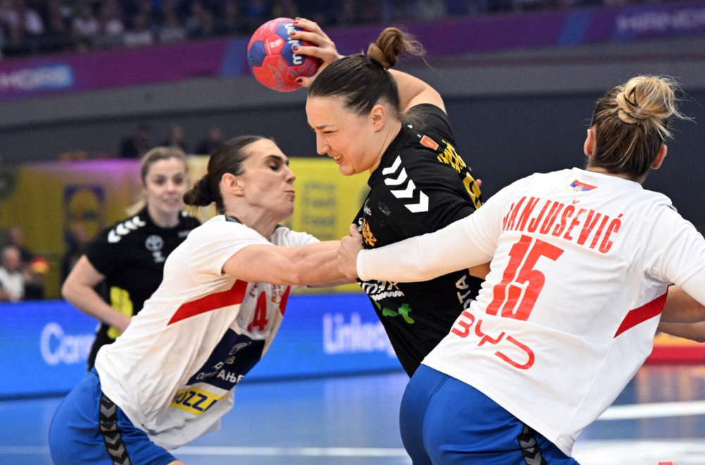 Raspala se igra Srbije