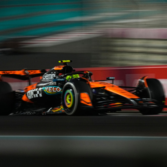 Norisu se smeši titula – nemoguća misija za Pjastrija i Ferstapena