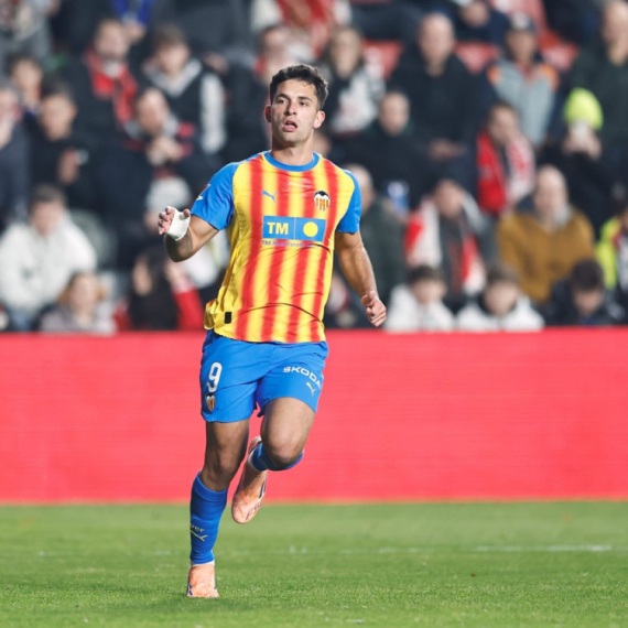 Valensija se izvuka u nadoknadi – Sevilji samo bod