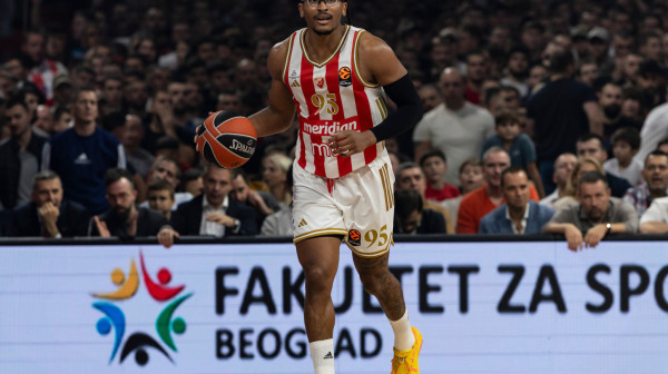 Zvezda oslabljena – trio mora na poštedu