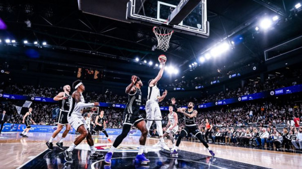 Partizan loše počeo, ali sjajno završio posao u Klužu – crno-beli napravili pravi uvod za derbi