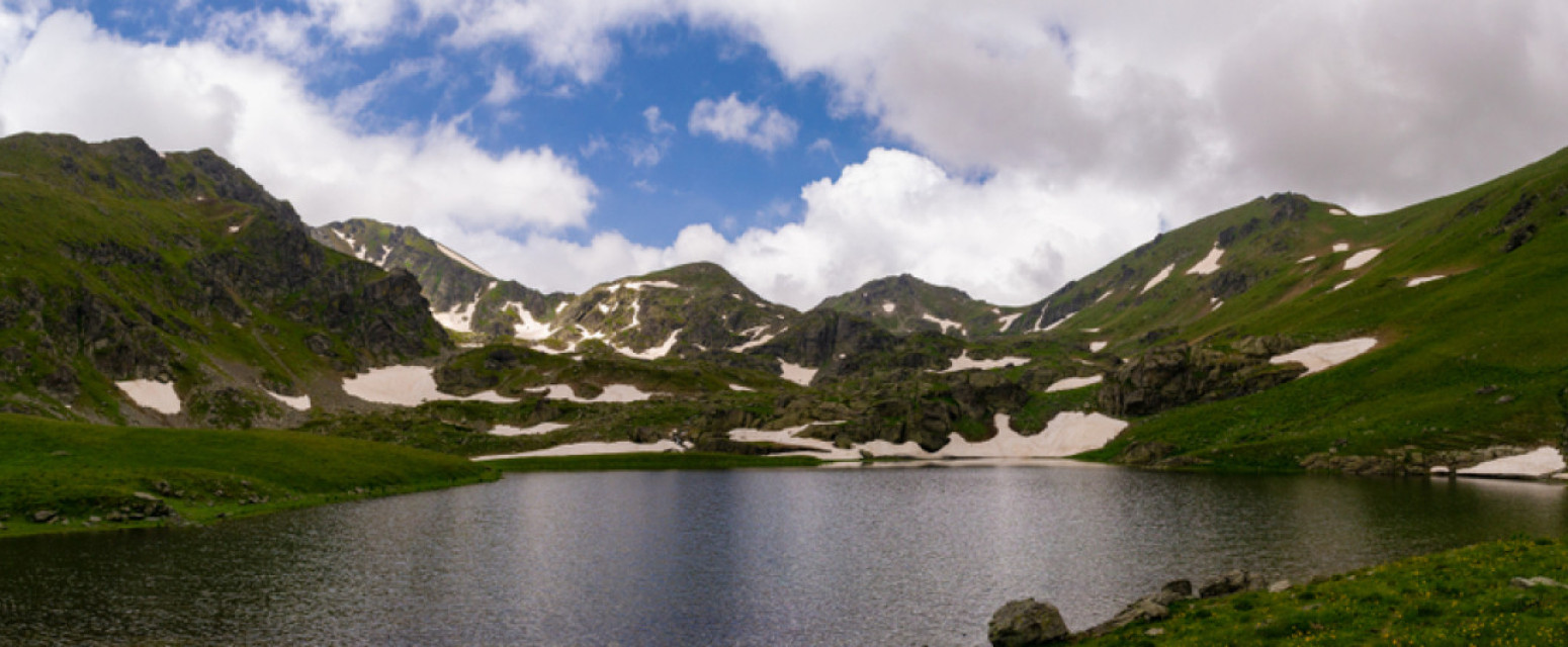 Nacionalni park u Srbiji "krije" čak 70 jezera: "Gorske oči" i srpske svetinje FOTO