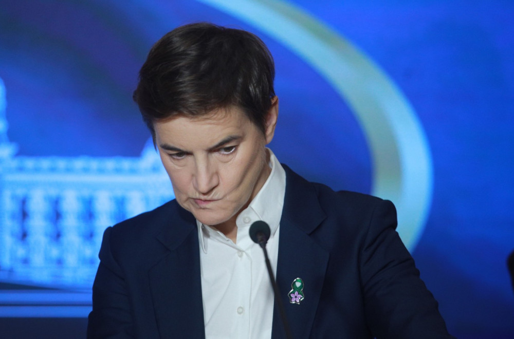 Brnabić odgovorila Crnogorcima: Marović vam trn u oku? A 14% teritorije koje ste uzeli priznavanjem KiM? FOTO