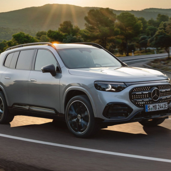 Stigao je potpuno novi Mercedes GLB sa 7 sedišta – za sada samo kao električni model FOTO