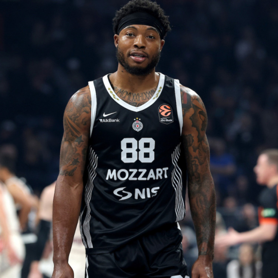 Partizan umalo "trejdovao" Tajrika Džonsa