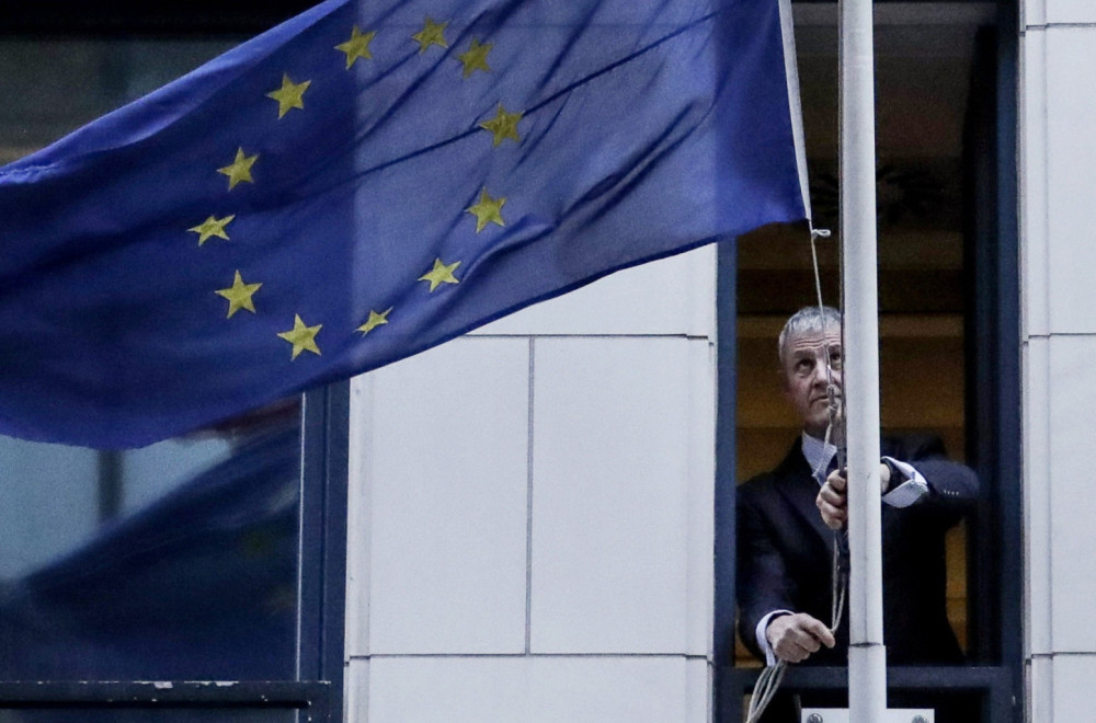 "Evropa će biti poštovana samo ako sama sebe poštuje"