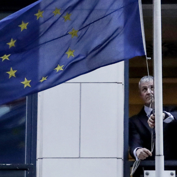 "Evropa će biti poštovana samo ako sama sebe poštuje"