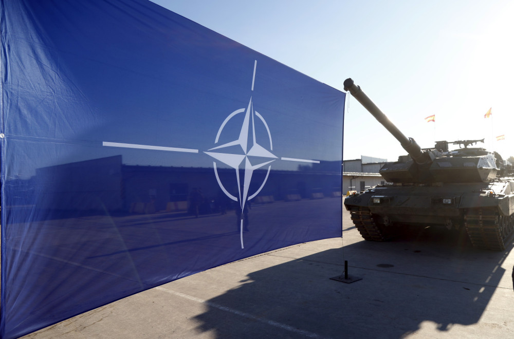 Bivši NATO komandant: Amerika i Evropa bespomoćne pred ruskim dronovima