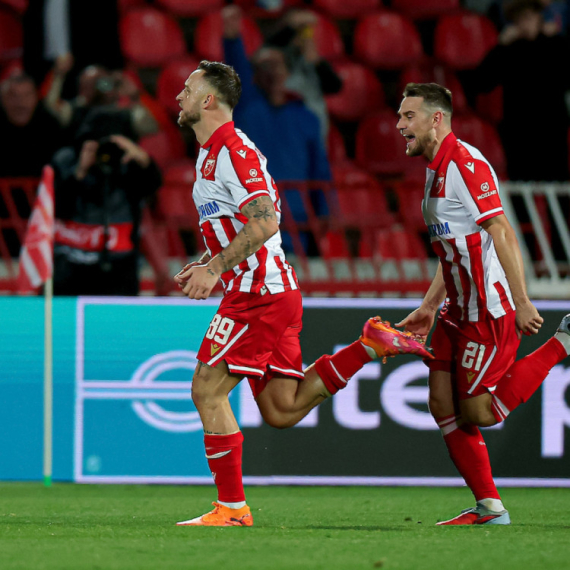 Zvezda dobija veliko pojačanje za Šturm?