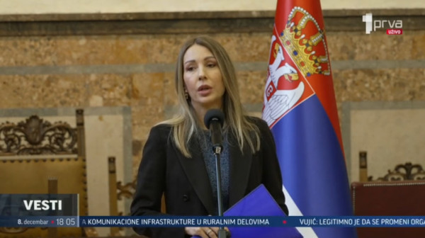 Građani veruju državi – niko nije pravio zalihe nafte; Đedović Handanović: "Naći ćemo rešenje" VIDEO