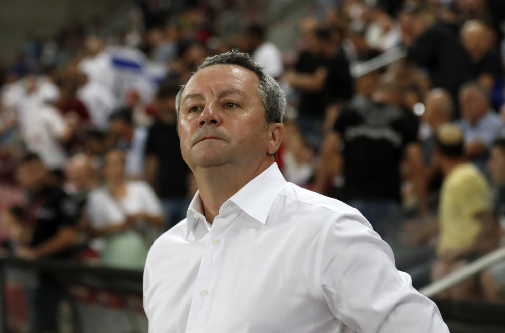 Bivši trener Zvezde se seli u komšiluk?