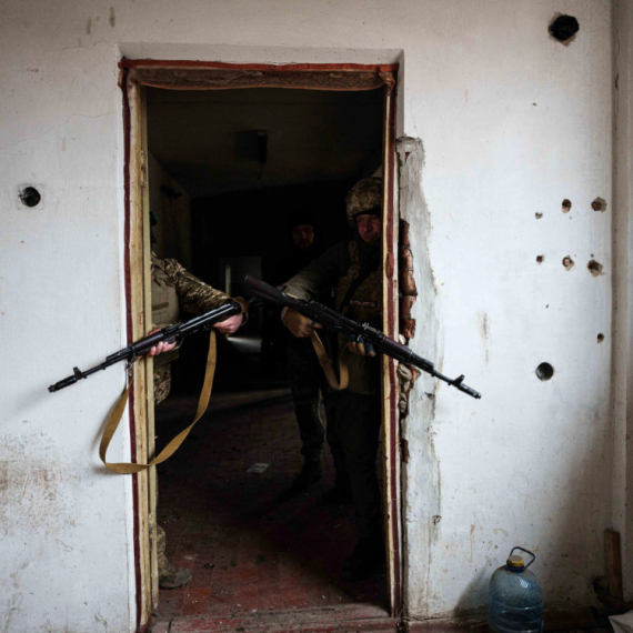 General potvrdio: Rusi "melju"; Nezaustavljivo idu ga Mirnogradu FOTO/VIDEO