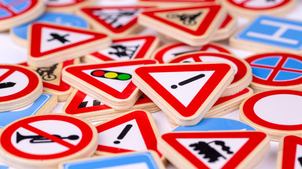 Utopija! Grad bez saobraćajnih znakova – holandski model uskoro i u Francuskoj?