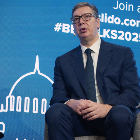 Vučić: Otvaram dve fabrike u Nišu