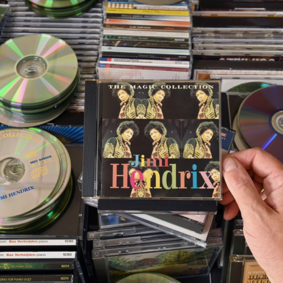 Naslednici Hendriksovog benda podneli tužbu protiv kompanije Sony: Umrli su i siromaštvu