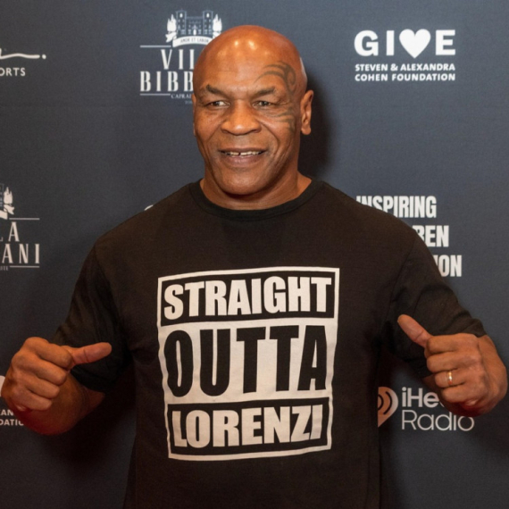 Tajson i Mejveder spremaju spektakl – ikone boksa u ringu u Africi!