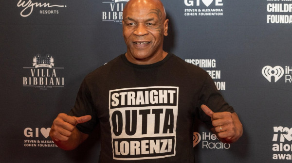 Tajson i Mejveder spremaju spektakl – ikone boksa u ringu u Africi!