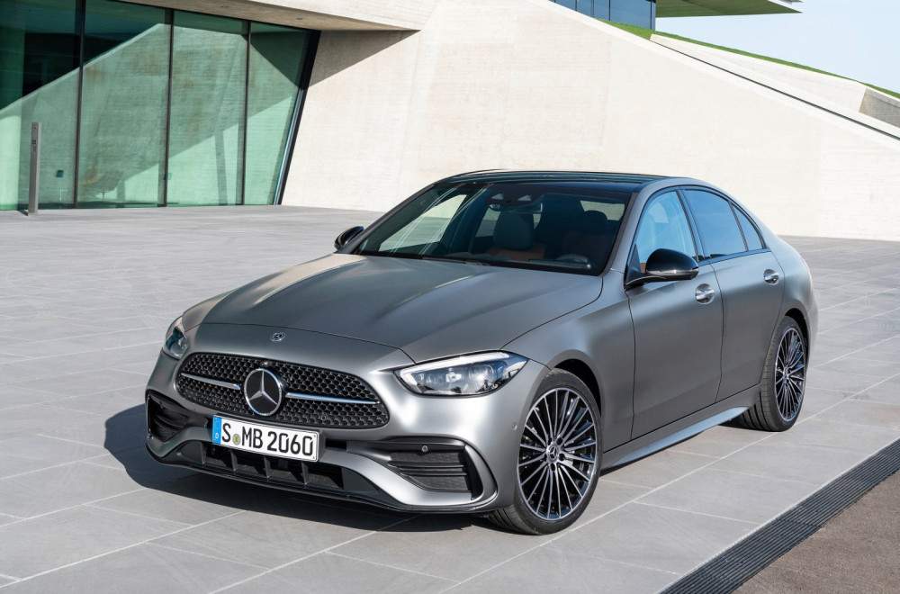 Evropa okreće leđa premijum limuzinama: Prodaja strmoglavo pada, a razlog je jasan