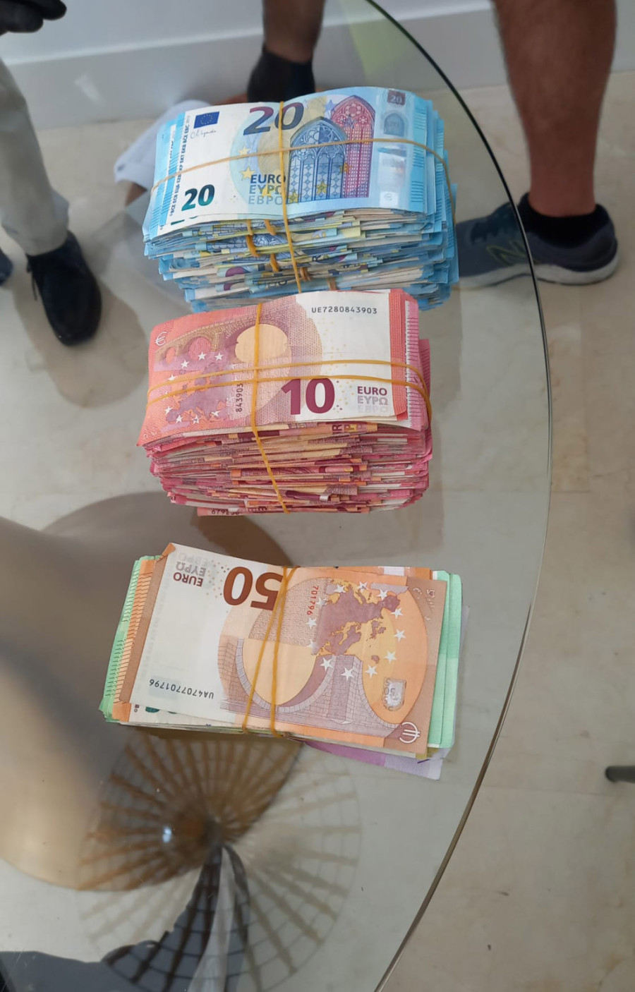 Ogromna međunarodna akcija: Učestvovao i MUP; Većina uhapšenih Srbi; Pali s tonom kokaina FOTO