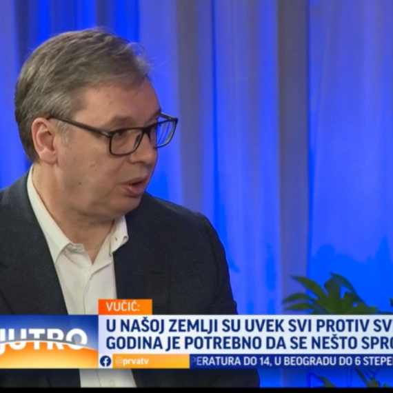 Vučić o boljem standardu: Prosečna plata u Nišu je danas 900 evra, a biće i veća