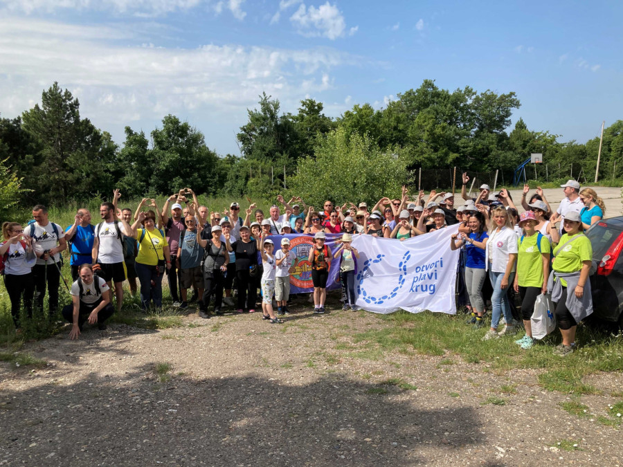 Do Meseca i nazad –  Milijardu koraka za zdravlje: Otvori plavi krug obeležava pet godina postojanja