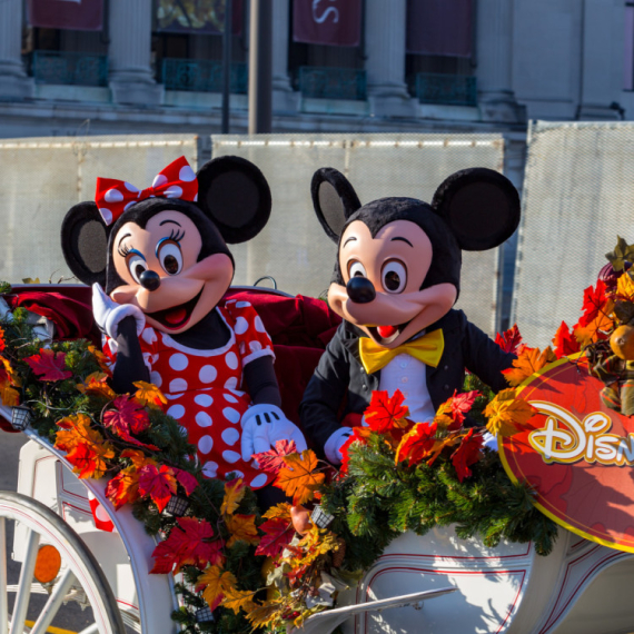 Dizni ulaže milijardu dolara u OpenAI: Stižu AI Miki, Pepeljuga, Marvel