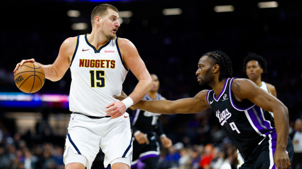 Istorijska noć Nikole Jokića – Sakramento "na kolenima" pred Denverom VIDEO