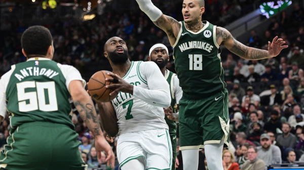 Može se i bez Adetokumba: Portis i Kuzma se "zapalili" – prekinut niz Bostona VIDEO