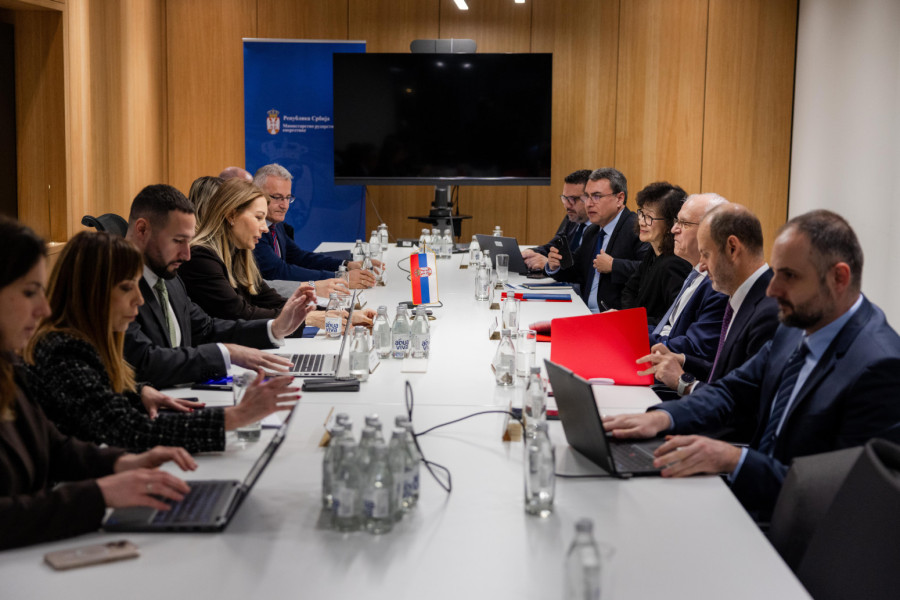 Đedović sa delegacijom Svetske banke: Radimo na širenju mogućnosti za dobijanje energenata i raznih pravaca