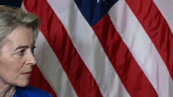 "Draga Ursula 'Fajzer' fon der Lajen, ne provociraj tatu"