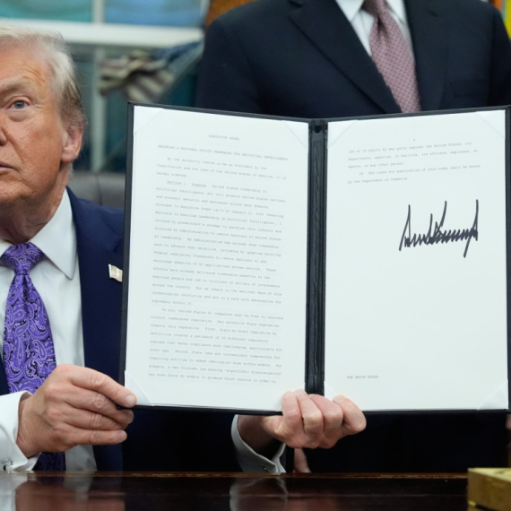 Odlučeno: Tramp potpisao