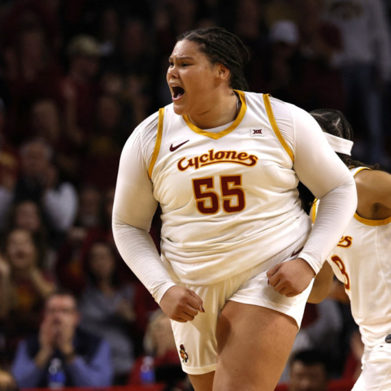 Ko je ova devojka – Audi pomera granice košarke u SAD! VIDEO