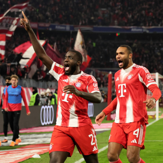 Bajern u sve većem problemu