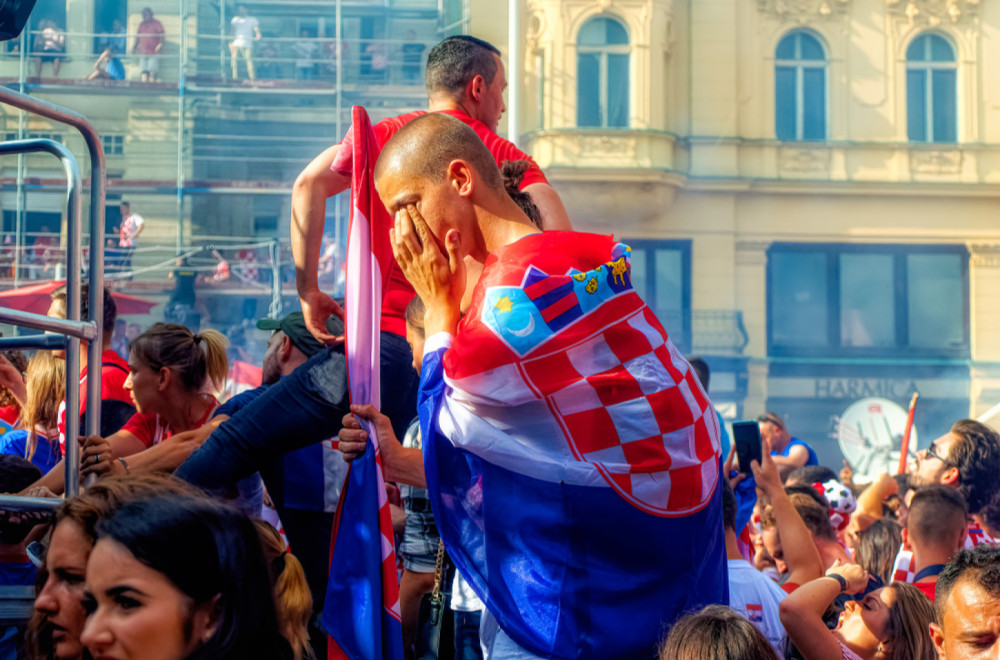 "Smeće, ima isti dizajn kao dres Srbije": Hrvati opleli po čuvenom brendu FOTO/VIDEO