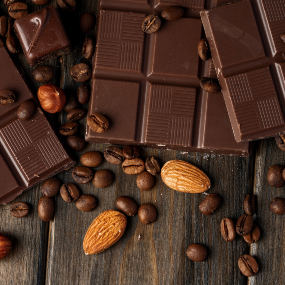 Ljubitelji čokolade, konačno odahnite: Možda vas i podmladi omiljena namirnica