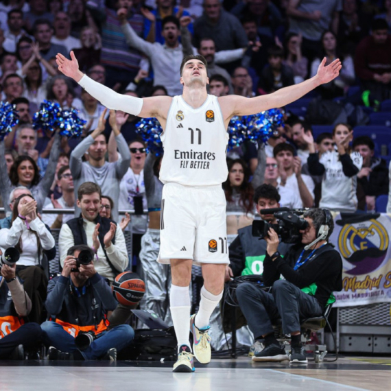Večiti derbi tema u Realovoj svlačionici: Hezonja pecnuo Kampaca VIDEO