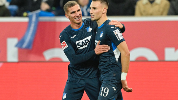 Hofenhajm "pokerom" do pobede – VAR "spasio" Ajntraht protiv Augsburga